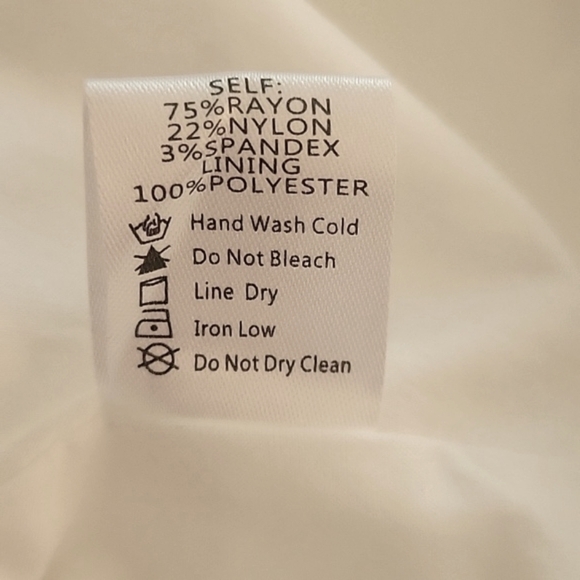 Forever 21 White V-Neck Cropped Knot Front with Puffy Sleeves Blouse, Size: M - Picture 9 of 9